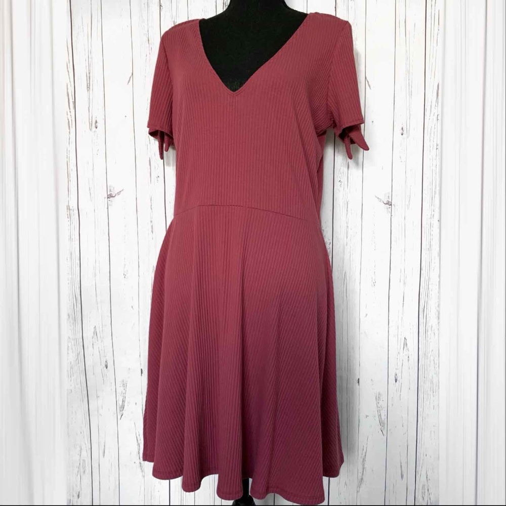 ⬇️🌹Abercrombie&Fitch (XL) Ribbed Midi Flare Dress - Picture 3 of 8
